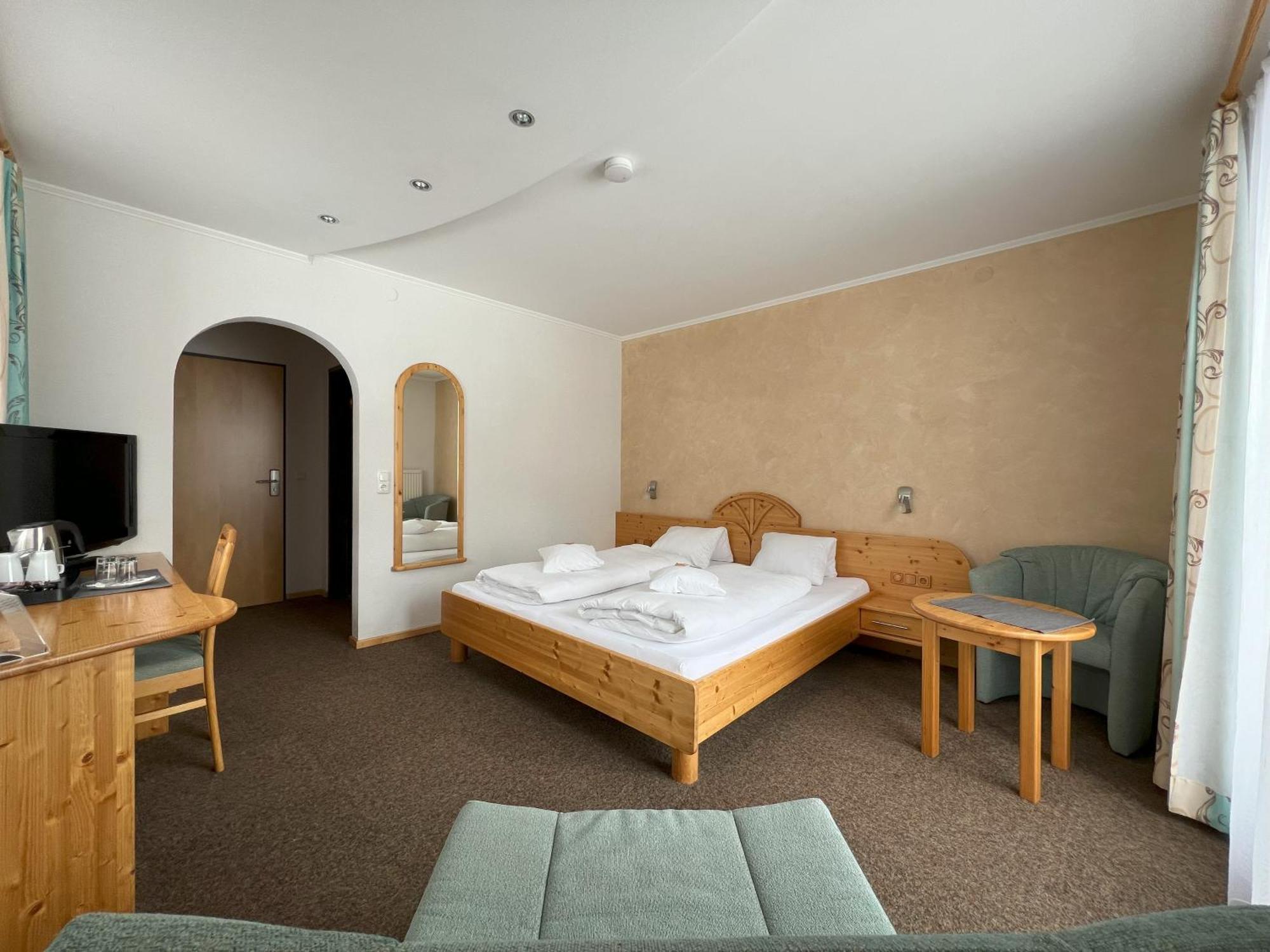 Hotel Garni Burger Sankt Jakob in Defereggen Exterior foto